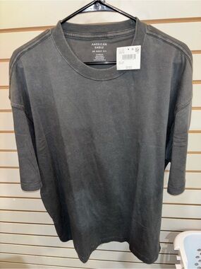 American Eagle Outfitters Men's Grey Washed  Crewneck T-Shirt